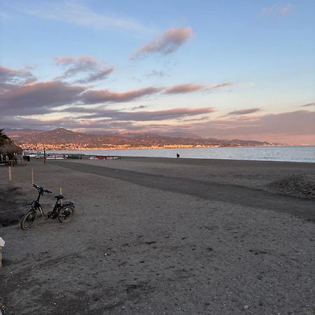 Estudio En Torre Del Mar A 3 Minutos Andando De La Playa Exterior foto